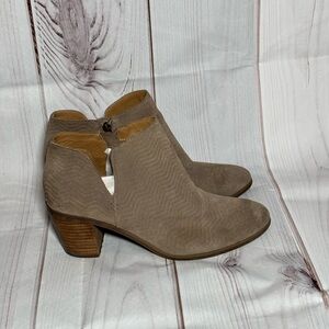 Lucky Brand Tan Ankle Booties Western Style